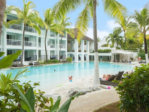 Beach Club Port Douglas Luxury Apartments - Accommodation Brisbane 0