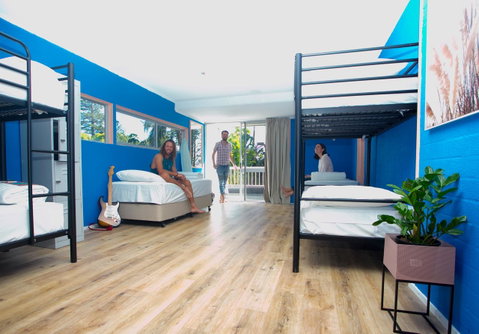 Rainbow Bay Backpackers - Accommodation Brisbane 11