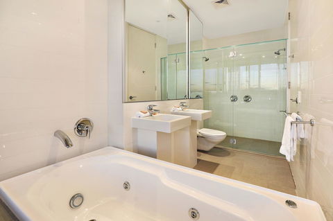 The Rise Noosa - Accommodation Brisbane 11