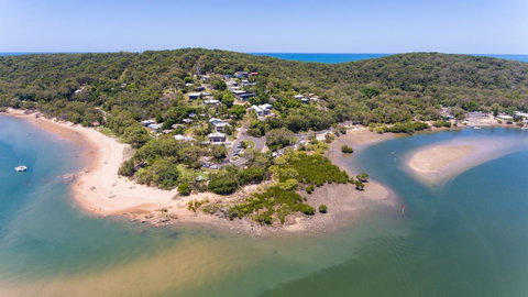 Sunset Cabins 1770 - Accommodation Brisbane 3
