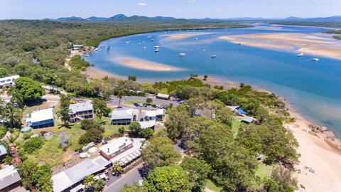 Sunset Cabins 1770 - Accommodation Brisbane 4