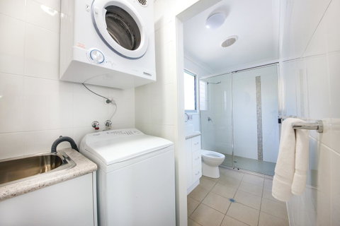 Sunset Cabins 1770 - Accommodation Brisbane 8