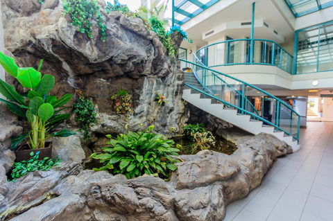Grand Palais Boolarong Beachside Apartments - Accommodation Brisbane 40
