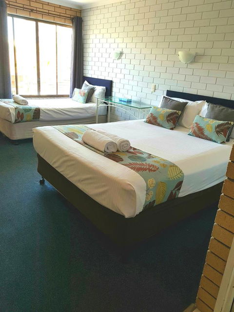 Twin Pines Motel - Accommodation Brisbane 4