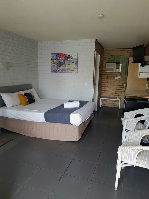 Twin Pines Motel - Accommodation Brisbane 18