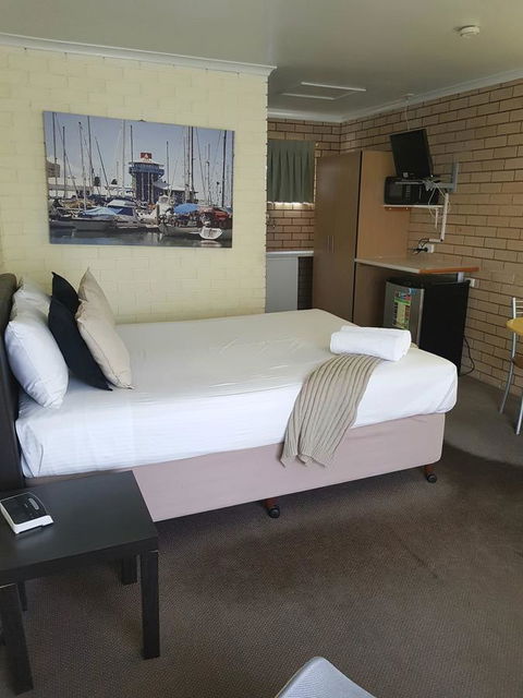 Twin Pines Motel - Accommodation Brisbane 19