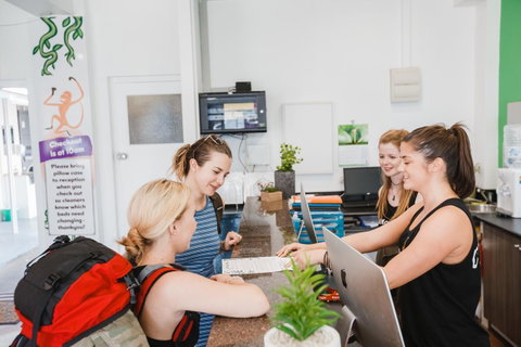 Mad Monkey Central - Accommodation Brisbane 3