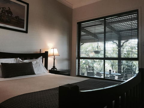 The Bearded Dragon Boutique Hotel - Accommodation Brisbane 0