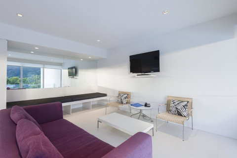 Pool Resort Port Douglas - Accommodation Brisbane 15
