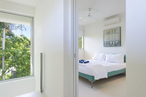 Pool Resort Port Douglas - Accommodation Brisbane 24