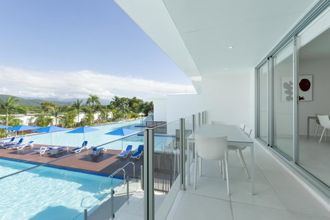 Pool Resort Port Douglas - Accommodation Brisbane 26