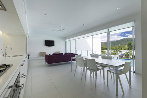 Pool Resort Port Douglas - Accommodation Brisbane 20