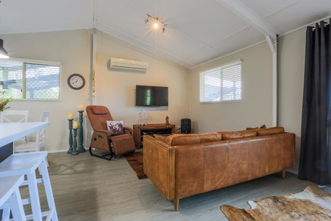 Bed & Breakfast 1 Bedroom Guest House - Accommodation Brisbane 25