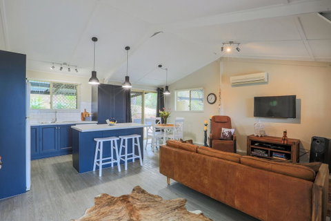Bed & Breakfast 1 Bedroom Guest House - Accommodation Brisbane 0