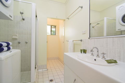 The Port Douglas Queenslander - Accommodation Brisbane 12