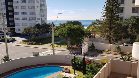 Surfers Chalet - Accommodation Brisbane 17