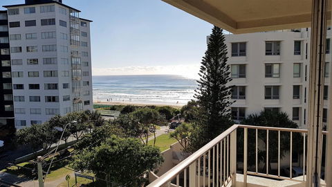 Surfers Chalet - Accommodation Brisbane 15