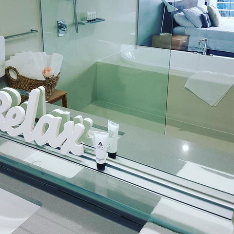 Circle Luxury Holidays - Accommodation Brisbane 24