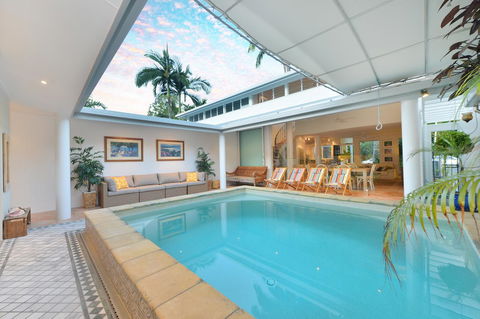 [ ANDY'S BEACH HOUSE ] - Accommodation Brisbane 16