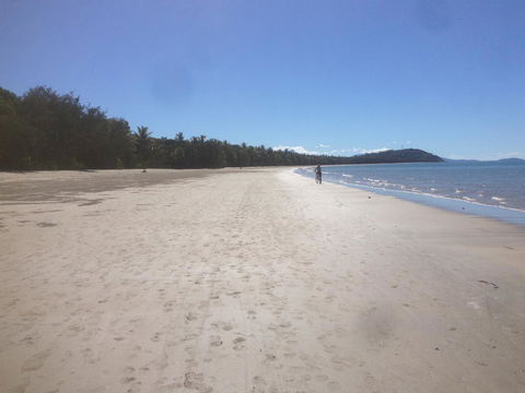 [ ANDY'S BEACH HOUSE ] - Accommodation Brisbane 2