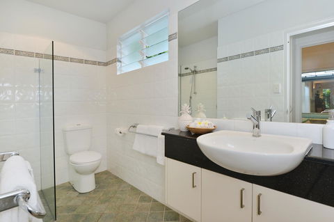 [ ANDY'S BEACH HOUSE ] - Accommodation Brisbane 29