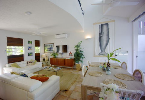 [ ANDY'S BEACH HOUSE ] - Accommodation Brisbane 34