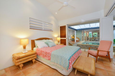 [ ANDY'S BEACH HOUSE ] - Accommodation Brisbane 24