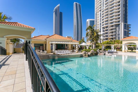 Mantra Towers Of Chevron - Accommodation Brisbane 11