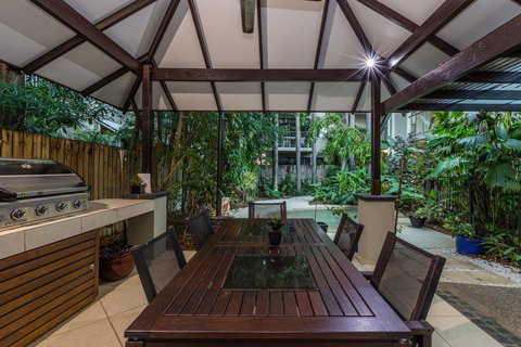 Sea Point On Trinity Beach - Accommodation Brisbane 22