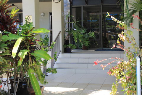 Sea Point On Trinity Beach - Accommodation Brisbane 2