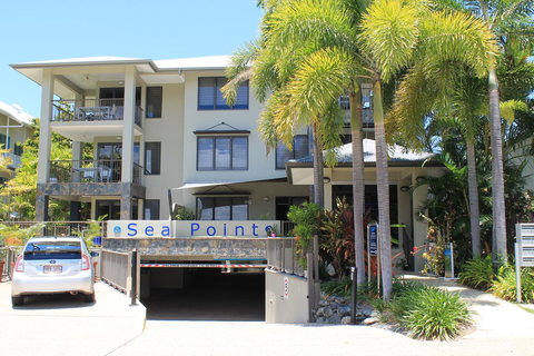 Sea Point On Trinity Beach - Accommodation Brisbane 1