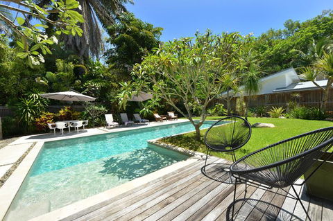 Jamaica Beach House - Accommodation Brisbane 4