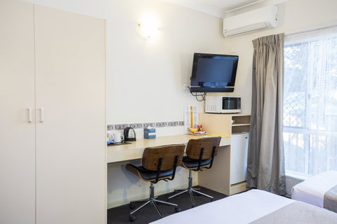 Emerald Maraboon Motor Inn - Accommodation Brisbane 43