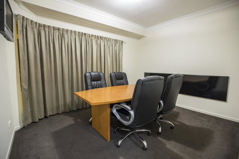 Emerald Maraboon Motor Inn - Accommodation Brisbane 12