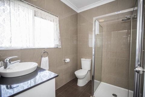 Emerald Maraboon Motor Inn - Accommodation Brisbane 34