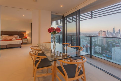 Oracle Resort Broadbeach - Gclr - Accommodation Brisbane 10