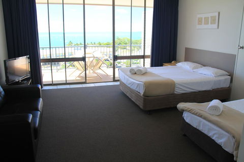 Ocean Views At Whitsunday Terraces Resort - Accommodation Brisbane 11