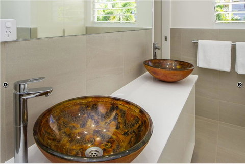 Reflections Amber Villa 3 - Accommodation Brisbane 7