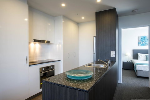 Synergy Broadbeach - Official - Accommodation Brisbane 1