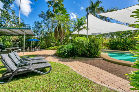 Roydon Beachfront Apartments - Accommodation Brisbane 13