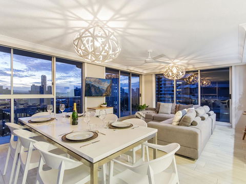 Sunbird Beach Resort Main Beach - Accommodation Brisbane 1