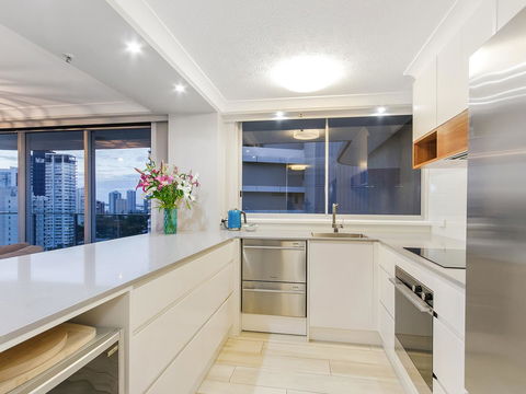 Sunbird Beach Resort Main Beach - Accommodation Brisbane 8
