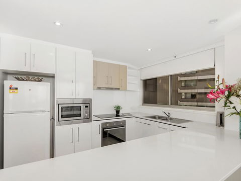 Sunbird Beach Resort Main Beach - Accommodation Brisbane 16