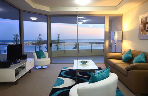 Monaco Caloundra - Accommodation Brisbane 36