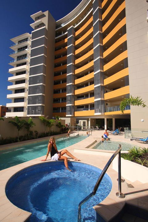 Monaco Caloundra - Accommodation Brisbane 2