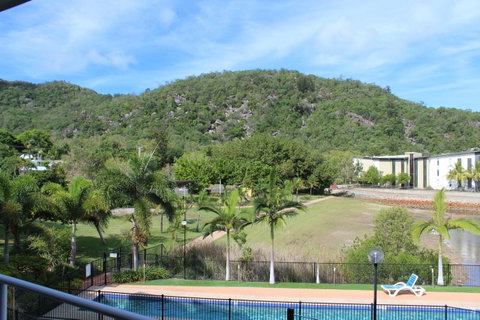 Beachside Apartment 17 - Accommodation Brisbane 7