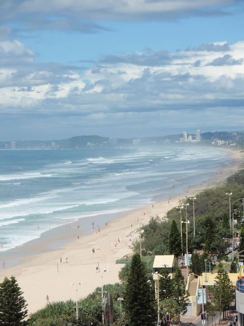 Grosvenor Beachfront Apartments Surfers Paradise - Accommodation Brisbane 12