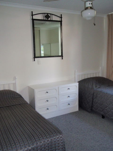 Grosvenor Beachfront Apartments Surfers Paradise - Accommodation Brisbane 28