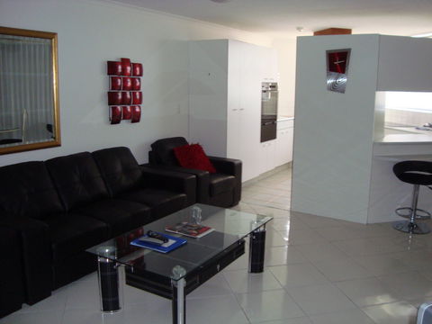 Grosvenor Beachfront Apartments Surfers Paradise - Accommodation Brisbane 36