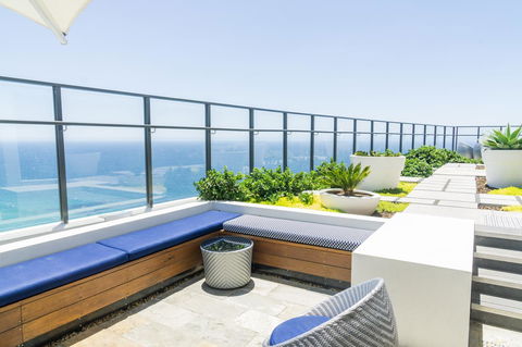 Rhapsody Resort - Official - Accommodation Brisbane 6